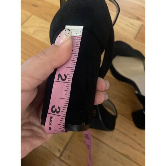 CL By Laundry women's Black Suede Ankle Strap 3.5" block Heels Size 8M - Picture 8 of 8